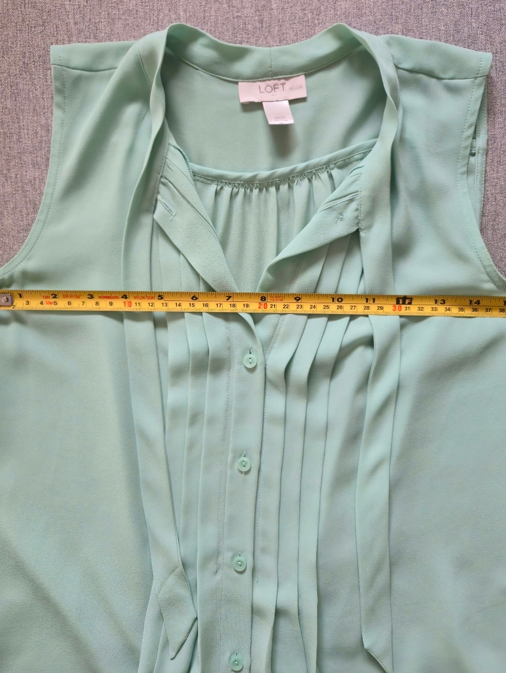 LOFT Petite Sleeveless Blouse XXSP | Mint Green Pleated Front Tank - Picture 4 of 6